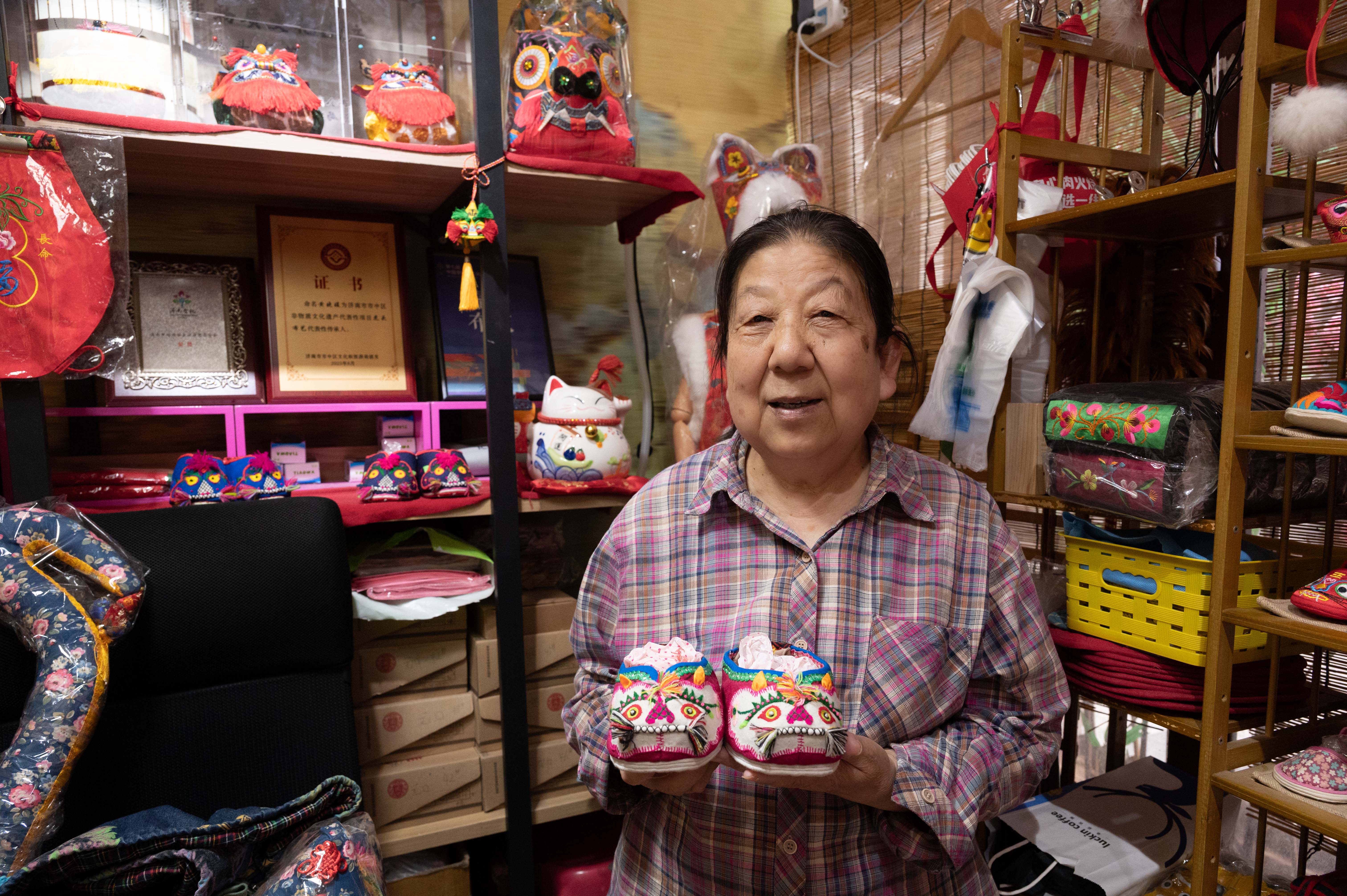 https://imgpai.thepaper.cn/newpai/image/1727530608000_1wE2fc_1727694351423.jpg