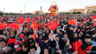 12.3万人现场守候升旗仪式！天安门广场随采：看升旗的理由