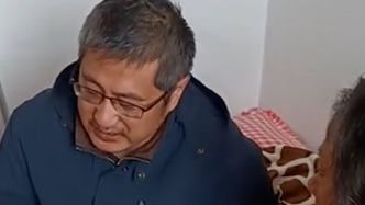 38岁物业经理患病搬到废弃工房，小区业主自发捐款6万多元