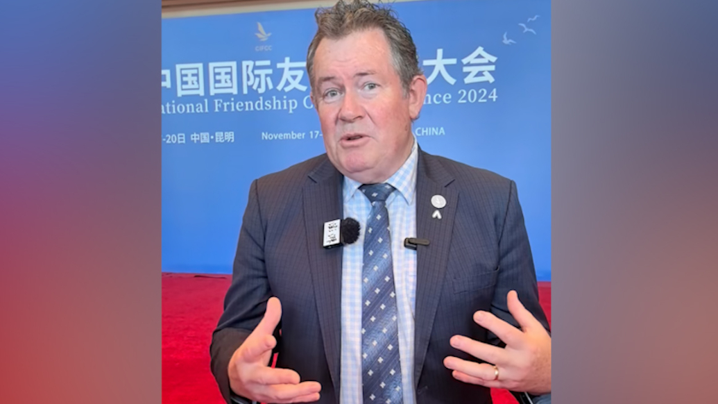 聊到中國電車,新西蘭官員直呼“棒呆”:我朋友也提車了