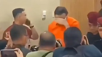 法治热点| 骗取近千亿元！林某被押解回国