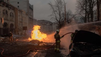 基輔傳出密集爆炸聲，烏方稱俄軍使用彈道導彈襲擊