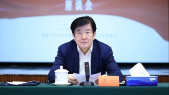 中國文聯副主席李屹學習時報撰文：把最好的精神食糧奉獻給人民