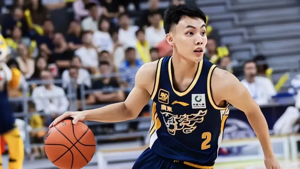一人扛起宏遠男籃,徐杰當選CBA月度最佳