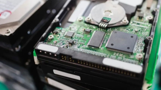 Solidigm退出消费级SSD市场，转向数据中心