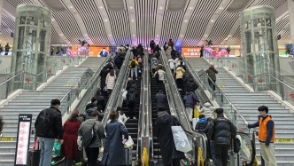 明起上海四大火车站全部进入通宵运营模式，候车室24小时开放