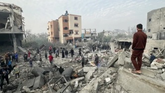 加沙地帶停火協(xié)議今將生效，大批援助物資等待運入加沙