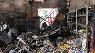 警示片披露一百貨店火災調查情況：防盜窗讓現場變“死亡牢籠”
