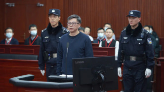 中船財務有限責任公司原董事長李朝坤一審被控受賄428萬元