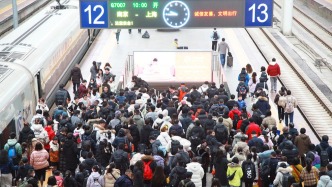鐵路春運(yùn)今迎節(jié)前客流最高峰，計(jì)劃加開旅客列車2111列