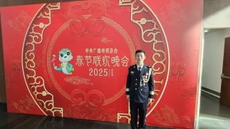 上海歲語(yǔ)｜受邀參加春晚的基層民警：很樂(lè)意成為傾聽(tīng)孩子心事的大哥哥