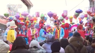 商圈市集人气满满，假日跨城消费火爆
