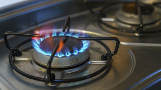 重庆通报燃气收费异常问题：责令燃气集团立即整改，拟处罚金810万