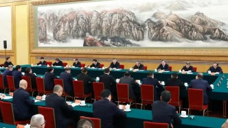 人们为什么关注出席这场座谈会的企业家阵容？