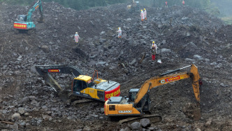 四川筠连县“2·8”山体滑坡已致10人遇难、19人失联