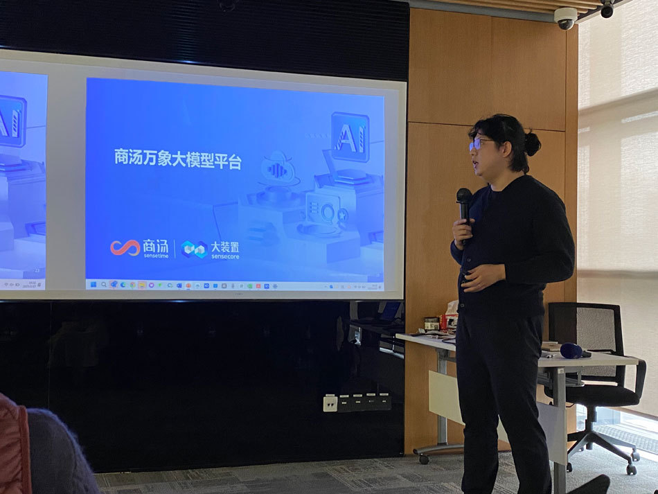 同行谈DeepSeek破圈：对AI发展是利好，不代表其他模型没有机会