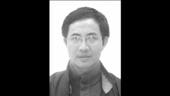 华东师范大学社会学系副教授邝春伟因病逝世，享年58岁