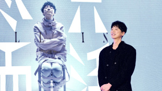 53歲的信開啟全國巡演，首站上海