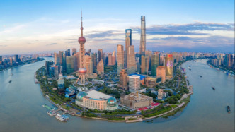上海市委金融委全體（擴大）會議舉行，不斷增強上海國際金融中心競爭力影響力