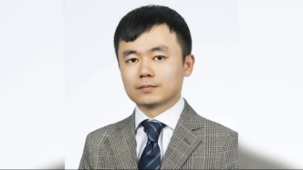 33岁戴行受聘武大计算机学院，成为该校最年轻的正教授之一