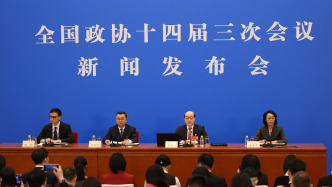 關(guān)于新質(zhì)生產(chǎn)力，劉結(jié)一提到了春晚扭秧歌的機器人