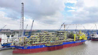 全球首艘！具有碳捕集功能的“海上超級(jí)工廠”在滬交付