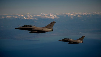 乌空军使用“幻影-2000”战机执行防空任务