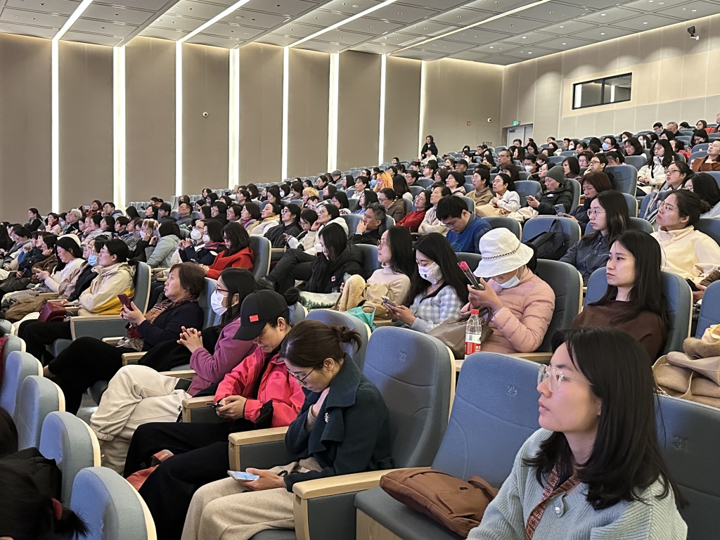 从仕女画到花朝节：揭秘明清江南女性的生活密码,第5张