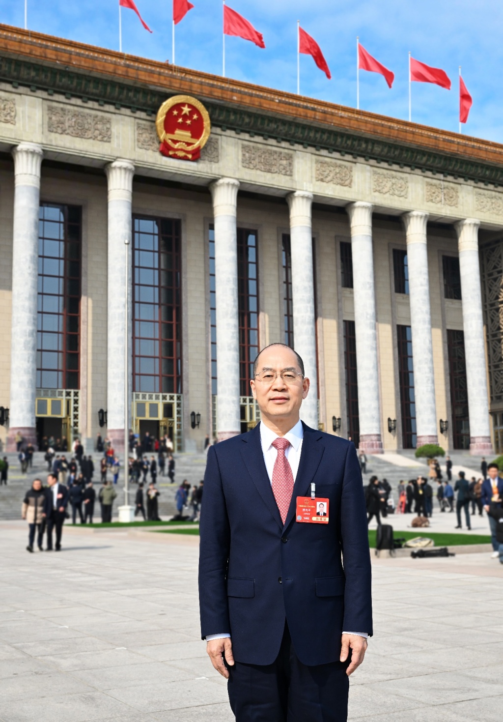 楼向平代表：数字消费蓬勃发展，建议打造新型供给开拓消费场景