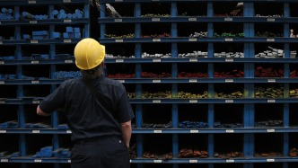 特朗普對鋼、鋁加征25%關(guān)稅，一拳狠狠砸在美國企業(yè)頭上