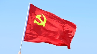 人民日?qǐng)?bào)頭版頭條：“黨在新時(shí)代的徙木立信之舉”