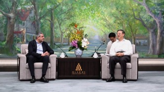 陳吉寧會(huì)見聯(lián)合國旅游組織秘書長(zhǎng)祖拉布