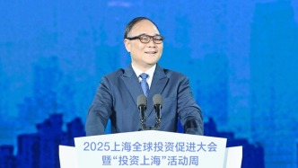 李書福演講戴上AR眼鏡：20年的實(shí)踐證明吉利投資上海的決策非常明智