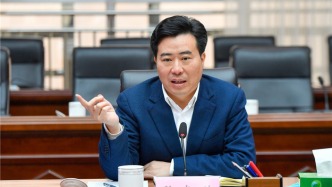 黎春秋已任湖南省委財經(jīng)辦主任，省發(fā)改委黨組副書記、副主任