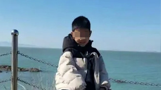 5歲男童遭生母及其男友毆打致死案開庭，案情細節公布