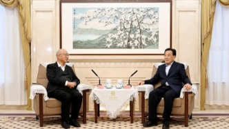 江蘇省委書記、省長會見著名數學家丘成桐