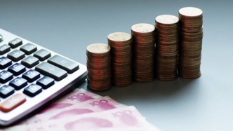 個(gè)人消費(fèi)貸利率或?qū)⒉坏陀?%，有客戶經(jīng)理稱今天提款的人“格外多”