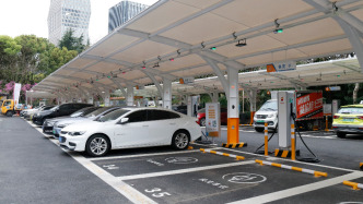 4個超充車位、52個快充車位，中國石油上海超充第一站投運
