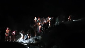 山西沁源、平遙兩縣交界處發生山火，正在全力救援