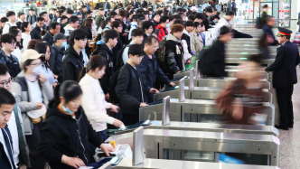 清明假期最后一天，全國鐵路預計發送旅客2000萬人次