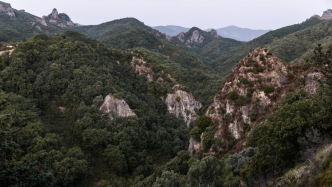 看展覽｜讓景觀成為見證者：攝影呈現(xiàn)出黑手黨的“罪惡風(fēng)景”