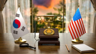 韓國代總統(tǒng)韓德洙與美國總統(tǒng)特朗普通電話