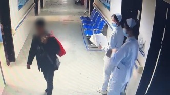 巡查时发现可疑人员欲盗患者财物，两名护士阻拦并报警
