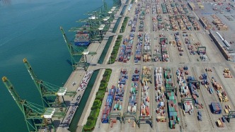 去年中国与上合组织成员国、观察员国、对话伙伴贸易额创纪录