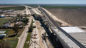 从高铁到住房：“富足议程”能否拯救美国的进步主义？