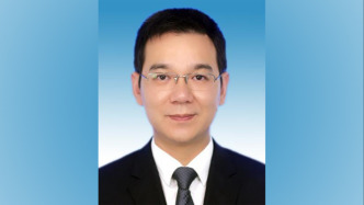 杭州市濱江區(qū)委書記章登峰出任杭州市副市長(zhǎng)