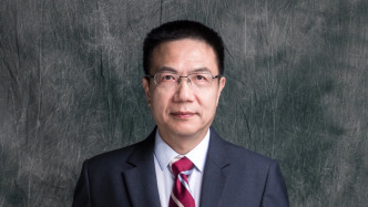 徐飞已任福建福耀科技大学常务副校长