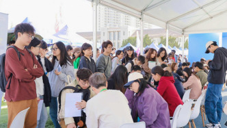 長(zhǎng)三角高校畢業(yè)生專場(chǎng)招聘會(huì)在上海舉辦,提供崗位超2.1萬(wàn)個(gè)