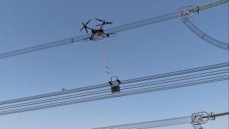 上海電網首次應用“無人機+機器人”開展輸電線路X光探傷作業