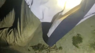 七旬老人摔下山溝失聯15小時，夜間民警用無人機發現熱源鎖定其位置